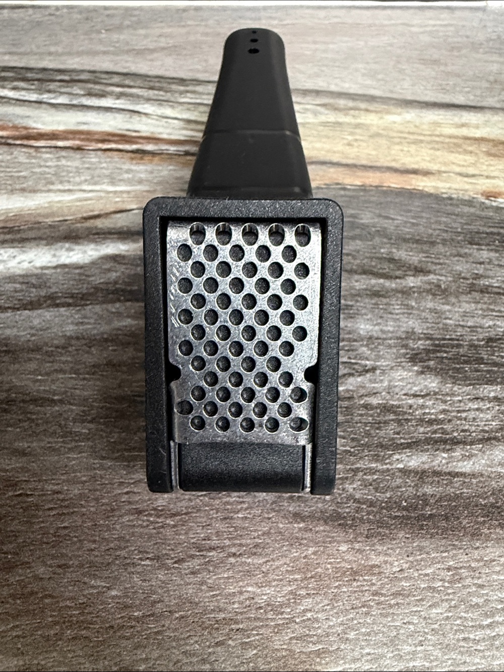 Tupperware Garlic 🧄 Press - Picture 3 of 5
